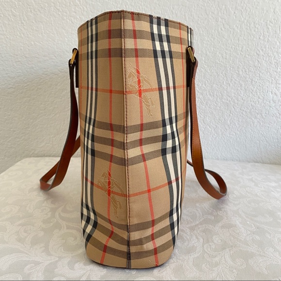Burberry check tote - Picture 4 of 11